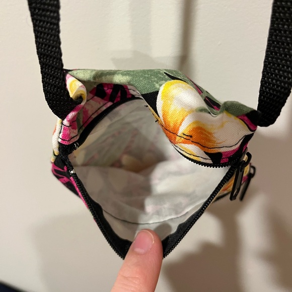 Nani Island Hawaii Crossbody Bag - Picture 4 of 5